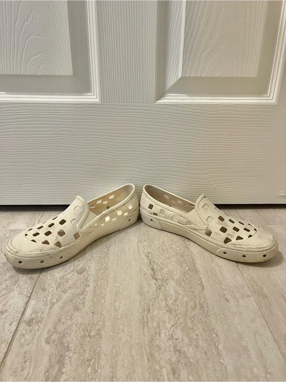 Vans Slip-On TRK Off White Marshmallow Mens 7 VN0A5HF8FS8